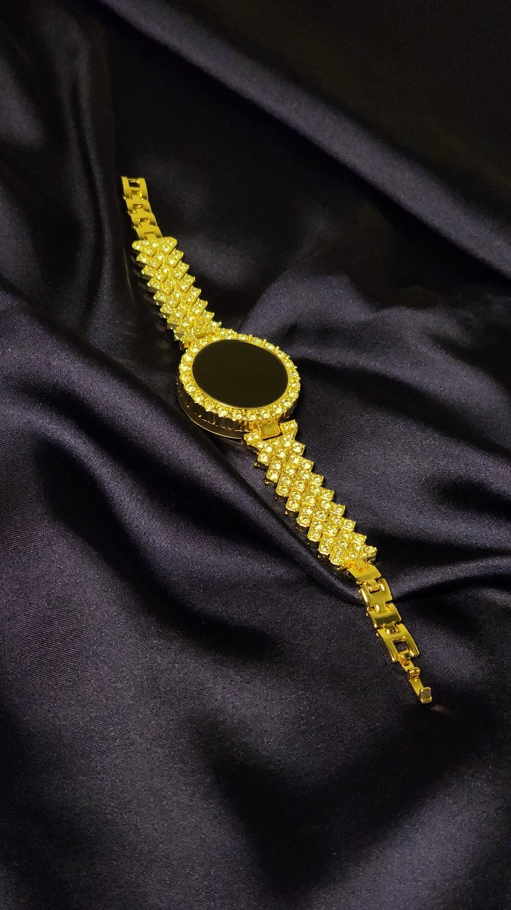 Luxury Diamond Studded Bracelet Watches – Gold Elegant Ladies Collection